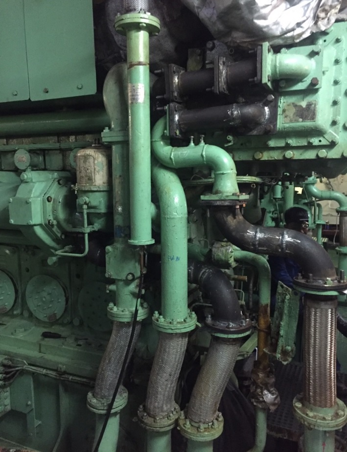 Auxiliary engine pipelines renewal service.