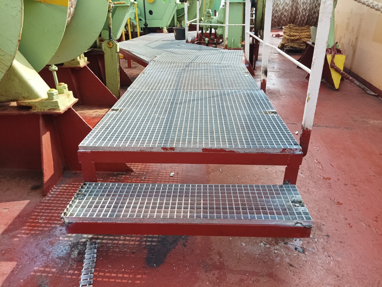 vessel winch platform after renewal - vessel winch platform renewal service in Vietnam.