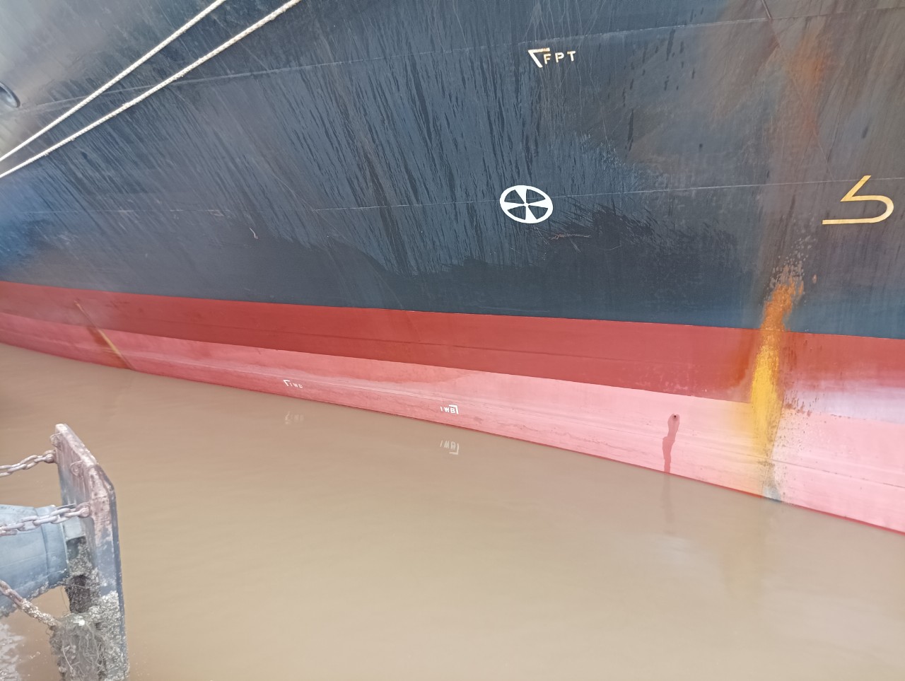 KEEPING SHIPS AFLOAT: HOW UNDERWATER SERVICES REVOLUTIONIZED SHIP REPAIR AND MAINTENANCE?